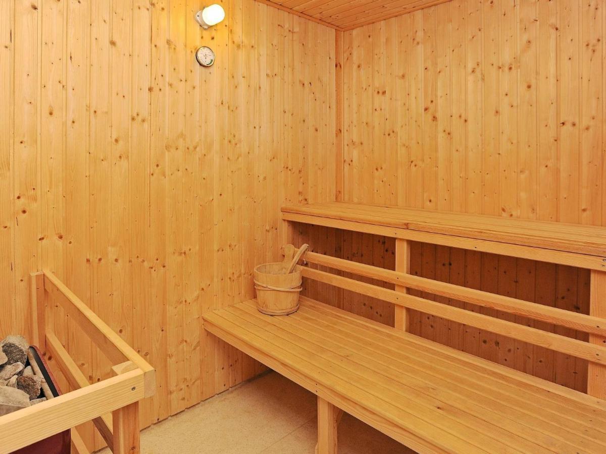 12 Person Holiday Home In Ullerslev 외부 사진
